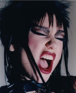 32c Magazine - Jordan Hemingway - Dua Lipa - Close Up 32c Magazine - Jordan Hemingway - Dua Lipa - Close Up