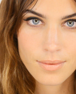 Alexa Chung Makeup Tutorial - Starring Alexa Chung!