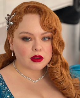 Bridgerton - Velvet Duchess, Duchess Enhance and Define - Nicola Coughlan