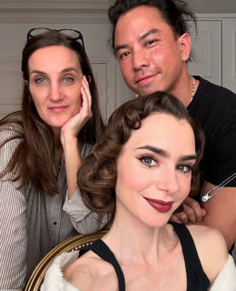 Emily In Paris - Kitten Flick - Lily Collins