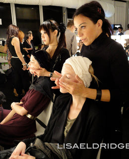 Lisa Loves - My Backstage Secret Beauty Weapons Lisa Loves - My Backstage Secret Beauty Weapons