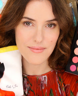 Holiday Gift Guide and Giveaway 2015 - Makeup