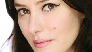 Signature 'Kitten Flick' eyeliner Signature 'Kitten Flick' eyeliner
