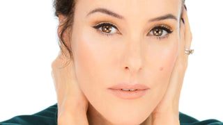Universally Chic Makeup Look Universally Chic Makeup Look