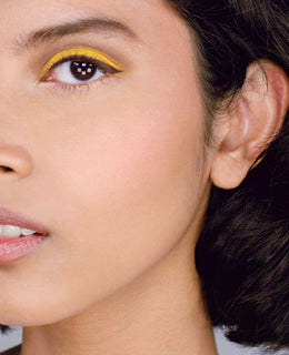 How to wear yellow eyeshadow - and look great!