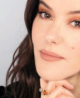 Peachy Caramel Tonal Makeup Look