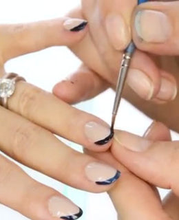 The Hottest Fashion look for nails this Fall/Winter - The New French