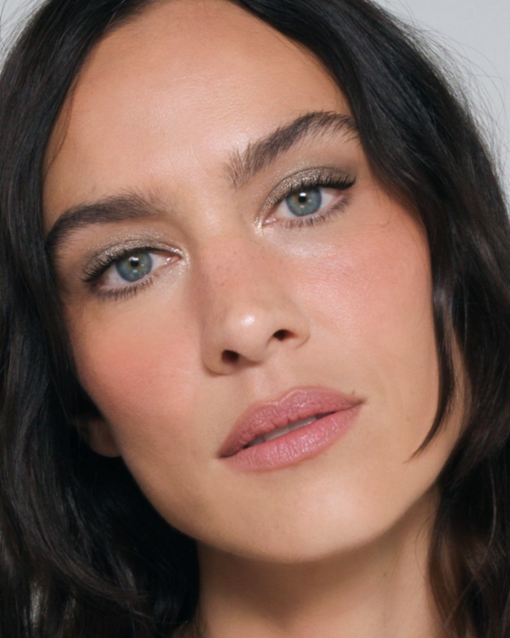 Alexa Chung - Lisa Eldridge Beauty Holiday 2025