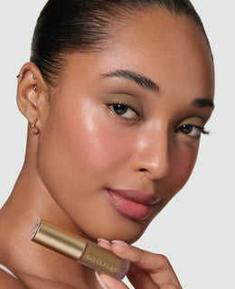 Creating an easy eye look with my new Liquid Silk eyeshadows!