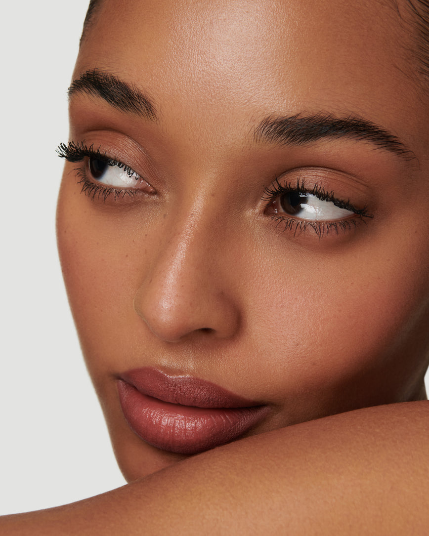 Scathered Shade Sculpt and Shade Matte Lip Pencil in 3C Deep Berry | Lisa Eldridge Beauty