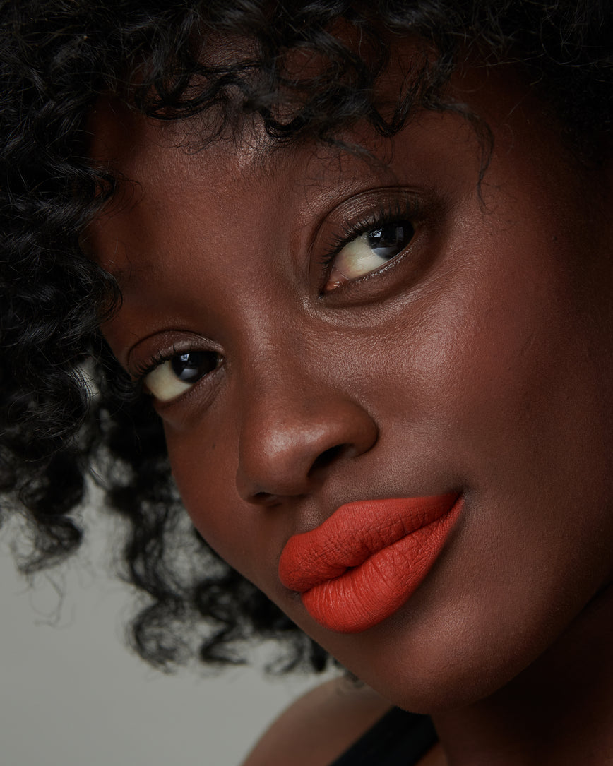 Lisa Eldridge Velveteen Liquid Lip Colour in Shade Dragon on Model