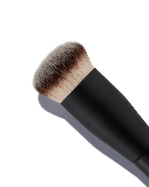 Image showing No. 2 Face Buffing Brush (Seamless Blend Brush) on model