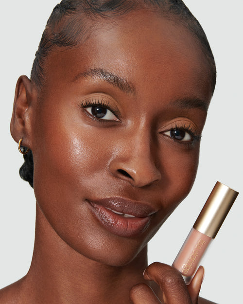 Image showing Irene (Liquid Silk Liquid Eyeshadow) on model