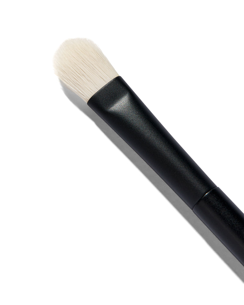 Artisan Made Makeup Brush | Flat Brush | Lisa Eldridge