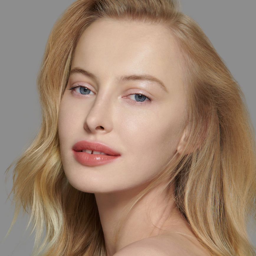 Lisa Eldridge Seamless Skin Foundation Pictured on Model including Glycerine
