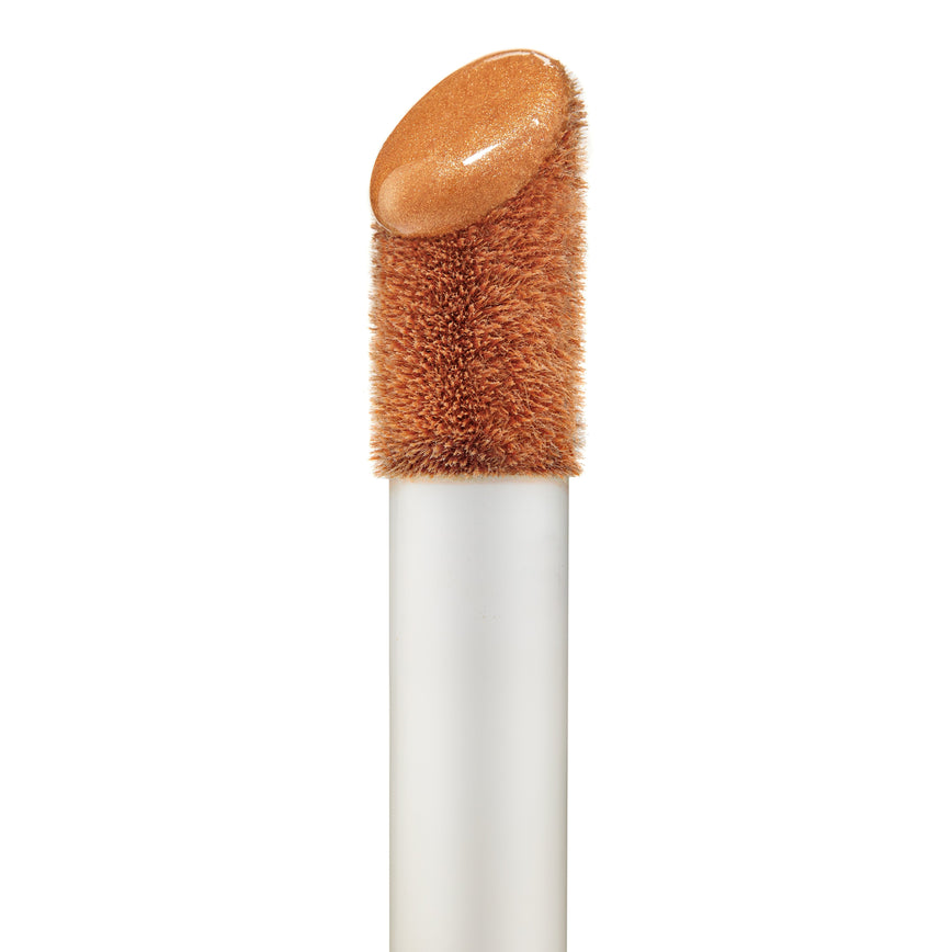 Lisa Eldridge Elevated Glow Highlighter Applicator in shade Celestial Fire