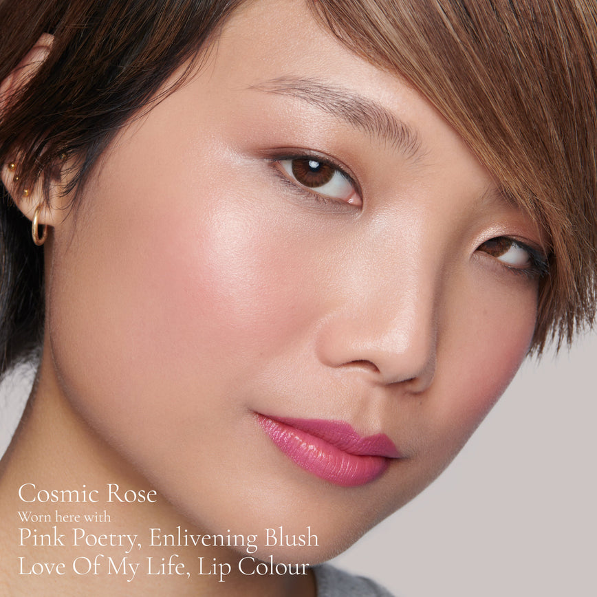 Lisa Eldridge Elevated Glow Highlighter in Shade Cosmic Rose Pictured on Model