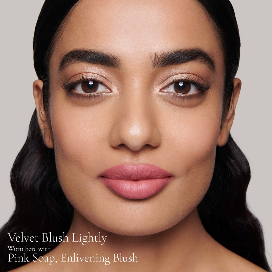 Velvet Blush Lightly (True Velvet Lip Colour)