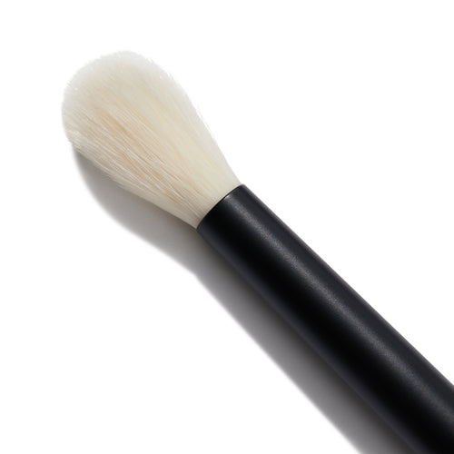 Image showing No. 9 (Seamless Blend Brush) on model